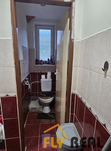 EXKLUZÍVNE PREDÁME  kompletne zrekonštruovaný 2,5 -izb. byt (38 m2) v SLÁDKOVIČOVE za 95 000 EUR!-3