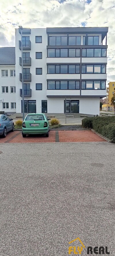 Predáme 2-izb. holobyt (56,6 m2) v Galante na ulici Esterházyovcov za 110 000 EUR-2