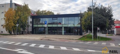 EXKLUZÍVNA ponuka nájomných obchodných priestorov na poschodí nového OC v SEREDI   (113 -160 m2) od 9 EUR/m2 + Energie-7