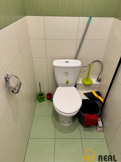 Prenájom kompletne zrekonštruovaných kancelárskych priestorov  43 m2 v centre Serede za 600 EUR/mes. vrátane energií-5