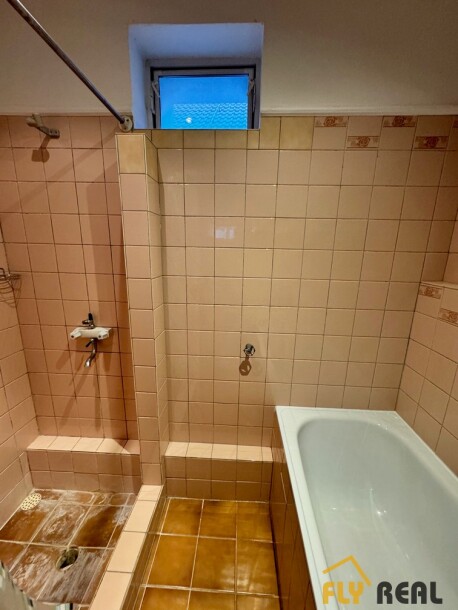 Prenajmeme priestory na podnikanie s rozlohou 100 m2 (60 +40 m2) v Seredi voľné IHNEĎ-13