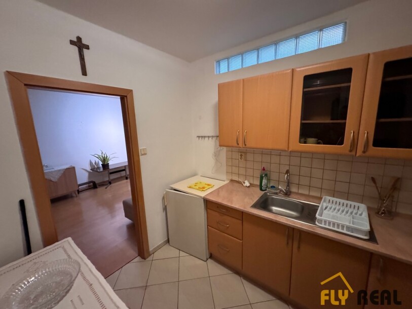 EXKLUZÍVNE Prenajmeme 1-izb. byt (38 m2) v Seredi za 450 EUR/mes. vrátane energií VOĽNÝ IHNEĎ!-5