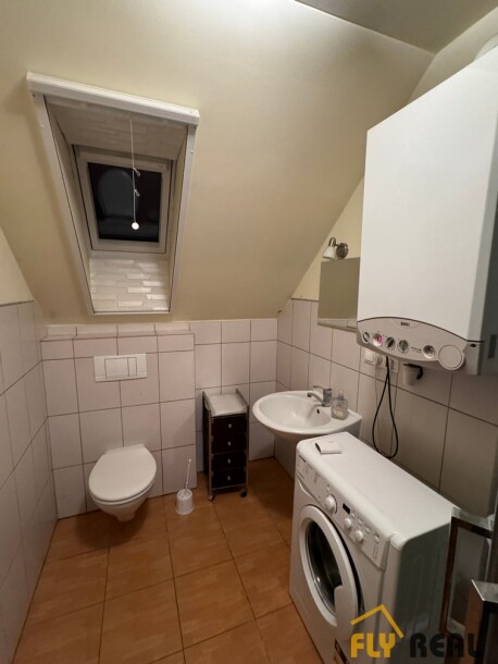 Prenajmeme zariadený  1,5-izb. byt  (48 m2) v lukratívnej časti mesta Sereď na ulici SNP! (+VIDEOPROJEKCIA)-10