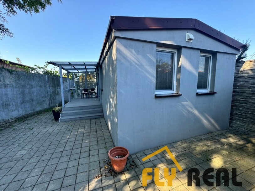 PREDAJ malého 2-izb. DOMČEKU v SEREDI pri PARKU za 99 000 EUR-14