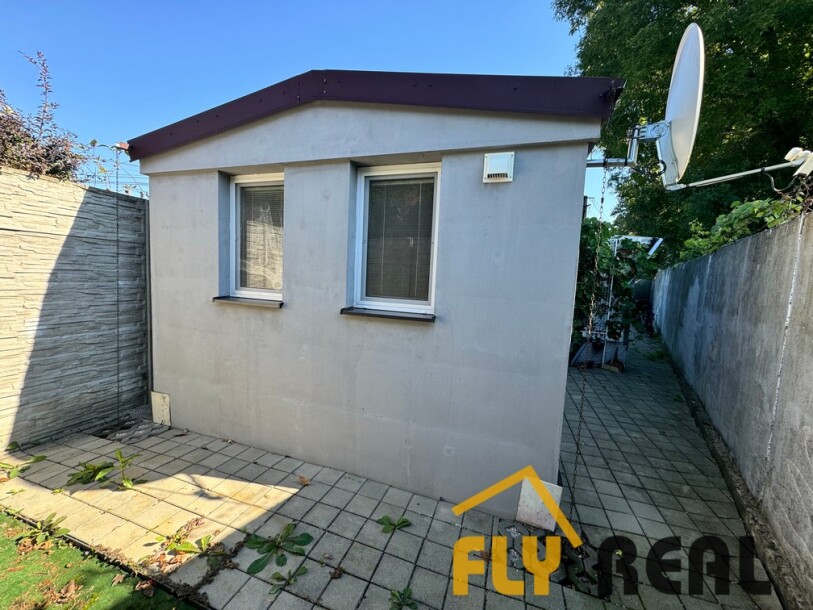 PREDAJ malého 2-izb. DOMČEKU v SEREDI pri PARKU za 99 000 EUR-17