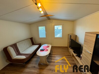 PREDAJ malého 2-izb. DOMČEKU v SEREDI pri PARKU za 99 000 EUR-2