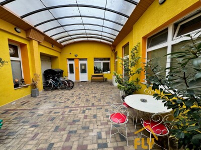 Prenajmeme menšiu zariadenú garsónku (20 m2) v lukratívnej časti mesta Sereď  za 450 EUR/mes. vrátane energií  dostupnú-8