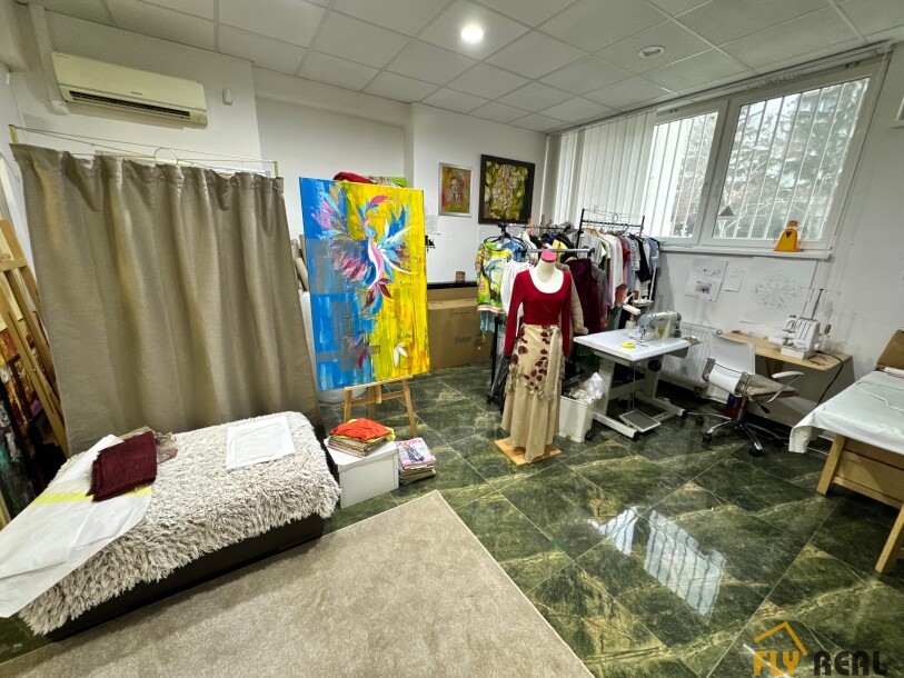 PRENÁJOM OBCHODNÝCH PRIESTOROV (120 m2) na prízemí v CENTRE MESTA SEREĎ ZA 1 420 EUR/mes. bez energií!-7