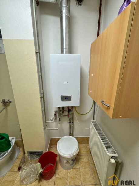 PRENÁJOM OBCHODNÝCH PRIESTOROV v rozlohe až 120 m2 v CENTRE MESTA SEREĎ na prízemí  za 1 200 EUR/mes. bez energií!-20