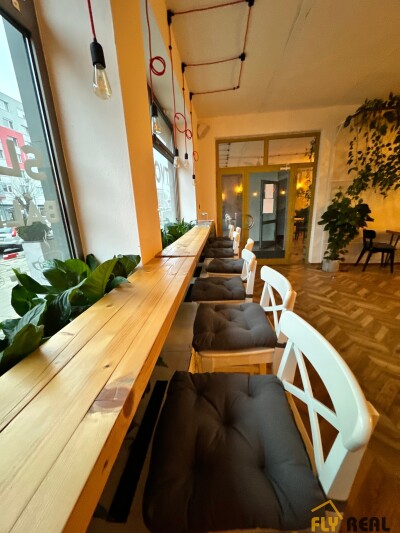 PRENÁJOM OBCHODNÝCH PRIESTOROV v rozlohe až 120 m2 v CENTRE MESTA SEREĎ na prízemí  za 1 200 EUR/mes. bez energií!-5