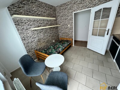 Prenajmeme zariadený 1-izb. byt  (33 m2) v lukratívnej časti mesta Sereď  za 550 EUR/mes. vrátane energií IHNEĎ!-2