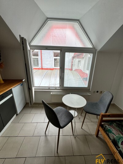 Prenajmeme zariadený 1-izb. byt  (33 m2) v lukratívnej časti mesta Sereď  za 550 EUR/mes. vrátane energií IHNEĎ!-5