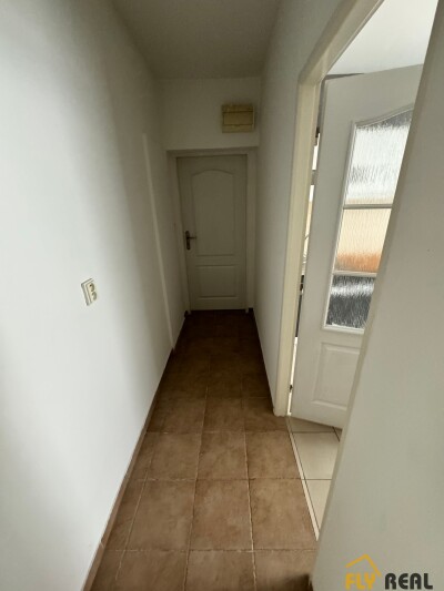 Prenajmeme zariadený 1-izb. byt  (33 m2) v lukratívnej časti mesta Sereď  za 550 EUR/mes. vrátane energií IHNEĎ!-7