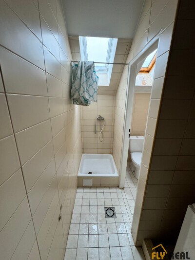 Prenajmeme zariadený 1-izb. byt  (33 m2) v lukratívnej časti mesta Sereď  za 550 EUR/mes. vrátane energií IHNEĎ!-8