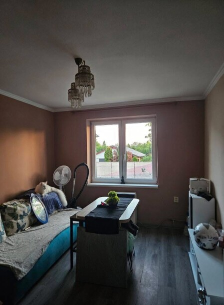 PONÚKAME NA PREDAJ 2,5 -izb. ČIASTOČNE ZREKONŠTRUOVANÝ BYT V SLÁDKOVIČOVE (56 m2) za 95 000 EUR!-3