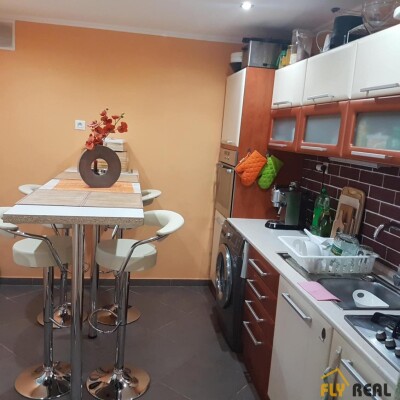 Prenajmeme čiastočne zariadený 3-izb. byt v Sládkovičove (73 m2) za 650 EUR/mes. vrátane energií!-2