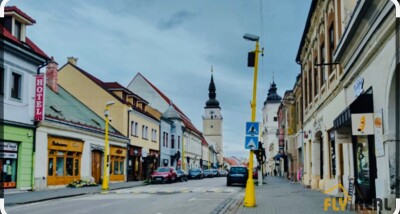 Predáme podnikateľský objekt v historickom centre mesta Trnava na ul. Štefánikova za 350 000 EUR-3