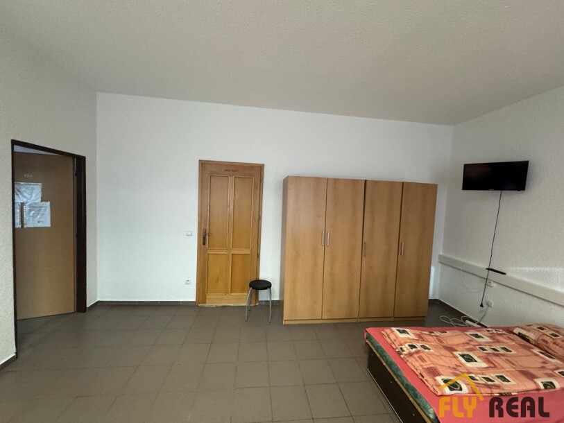 Prenajmeme izbu v zariadenej ubytovni  v obci Dolná Streda za 200 EUR/mes.  vrátane energií na osobu!-4