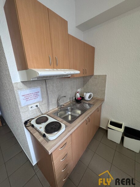 Prenajmeme izbu v zariadenej ubytovni  v obci Dolná Streda za 200 EUR/mes.  vrátane energií na osobu!-6