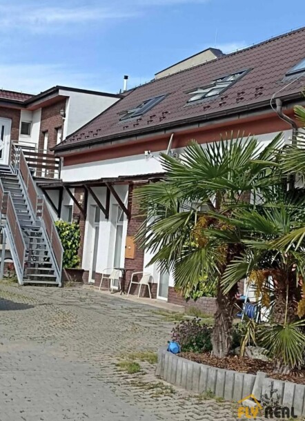 Prenajmeme 1-izb. byt (38 m2) v Seredi  za 450 EUR/mes. bez energií!-9